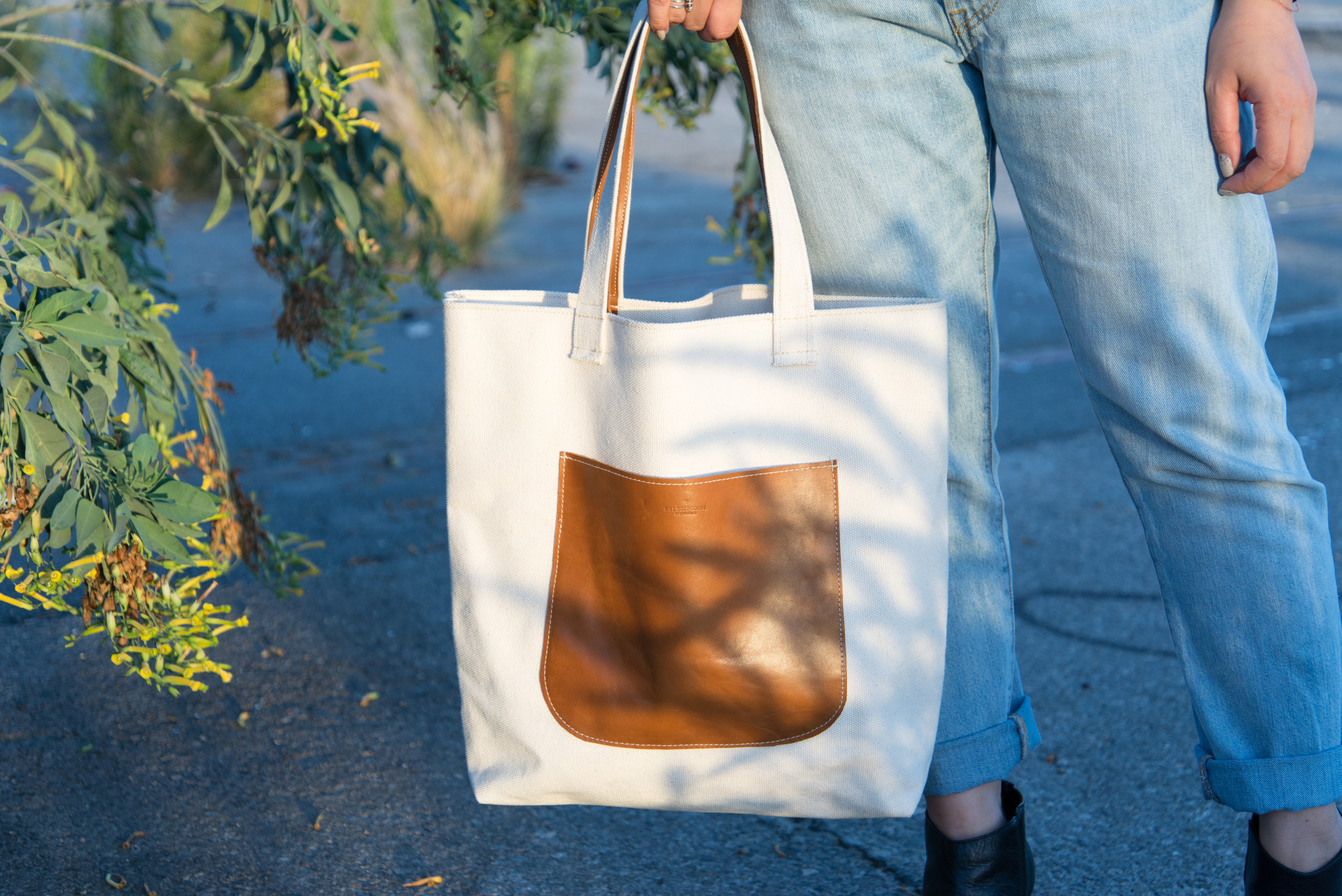 Union Tote: Heavy Canvas Bag with Leather Pocket — 1.61 Soft Union Tote: Heavy Canvas Bag with Leather Pocket — 1.61 Soft